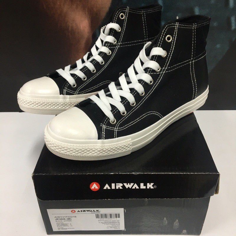 SEPATU PRIA ORIGINAL AIRWALK JEVAN BLACK
