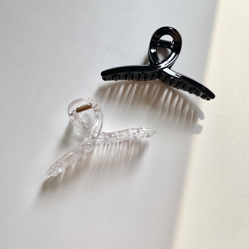 Cross Twist Hair Claw / Hair Clip Jepit Rambut Korea