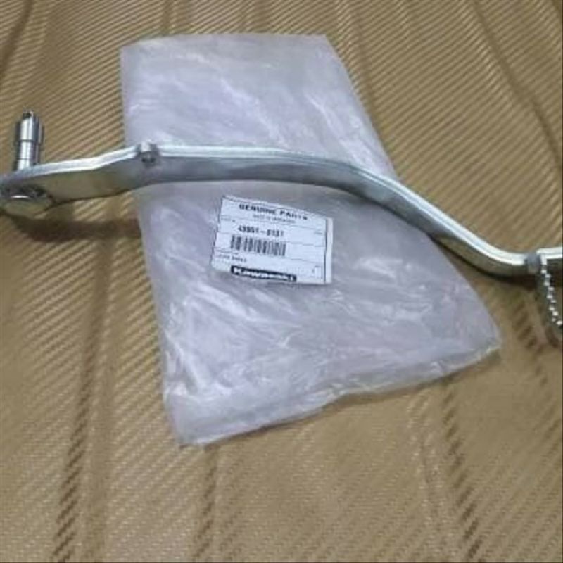 PEDAL REM BELAKANG KAWASAKI KLX 150 ORIGINAL/pedal rem klx original kawasaki