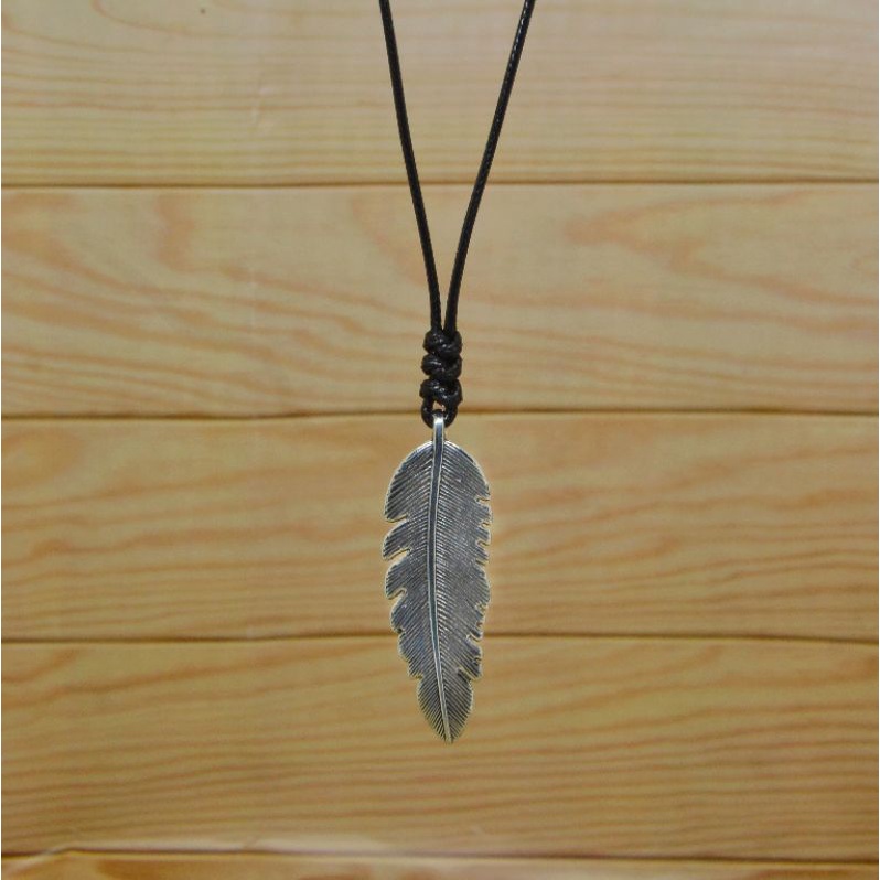 Kalung Tali Pria Titanium Liontin Logam Bulu Feather Anti Karat Premium Necklace