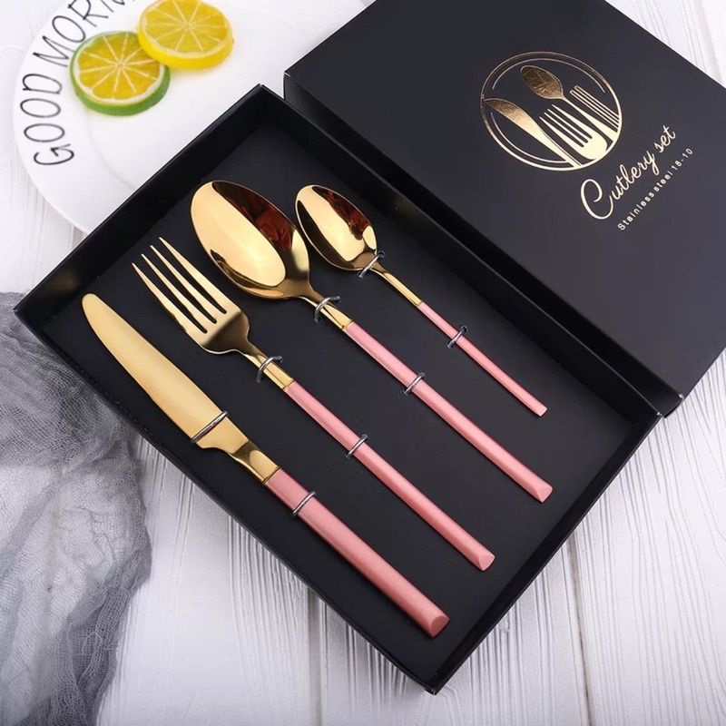 Cutlery Set Golden BNIB Alat Makan Sendok Garpu Knive Tea Spoon Fork Chopstick Gold Pink Black Malang Food Foodies Fancy Pretty Beautiful Round Platter Photograph Photography Premium Quality Stenlis Stenlish Steel Hoki