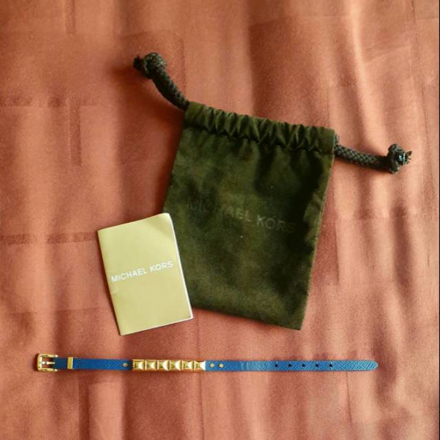 Michael Kors MK Original Navy Blue Leather Studded Bracelet - Gelang kulit preloved MK Authentic