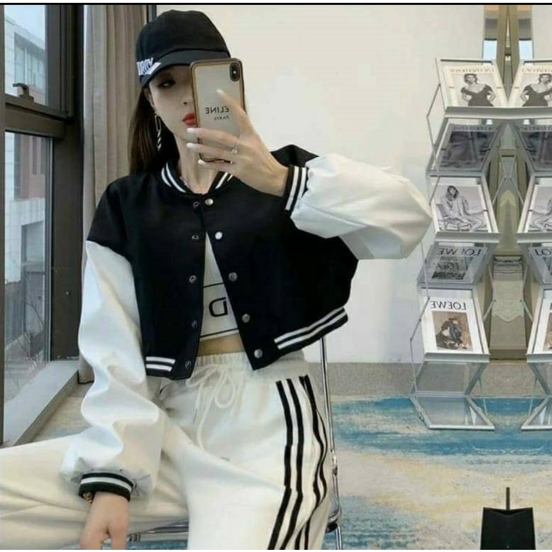 JAKET BASSBALL TERBARU JAKET ATASAN WANITA JAKET PREMIUM DISTRO BAHAN FLEECE TEBAL LEMBUT JAKET CROP OOTD KORAN STYLE BISA COD