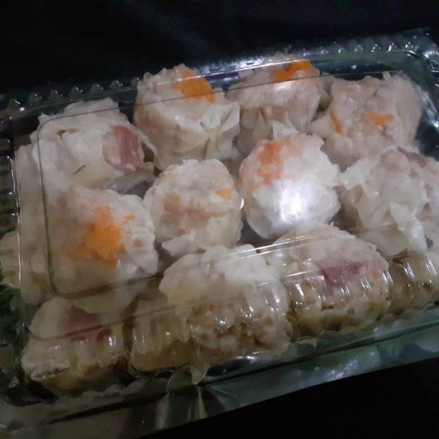 

Dimsum ayam home made isi 25pcs