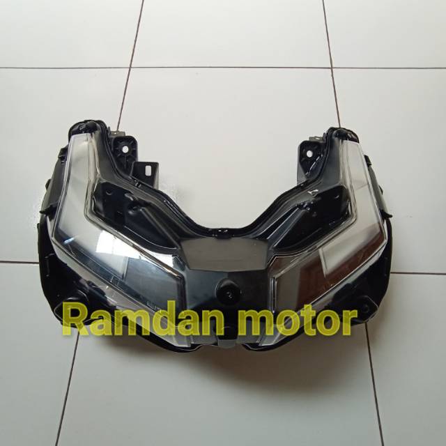 Lampu depan adv 150 original