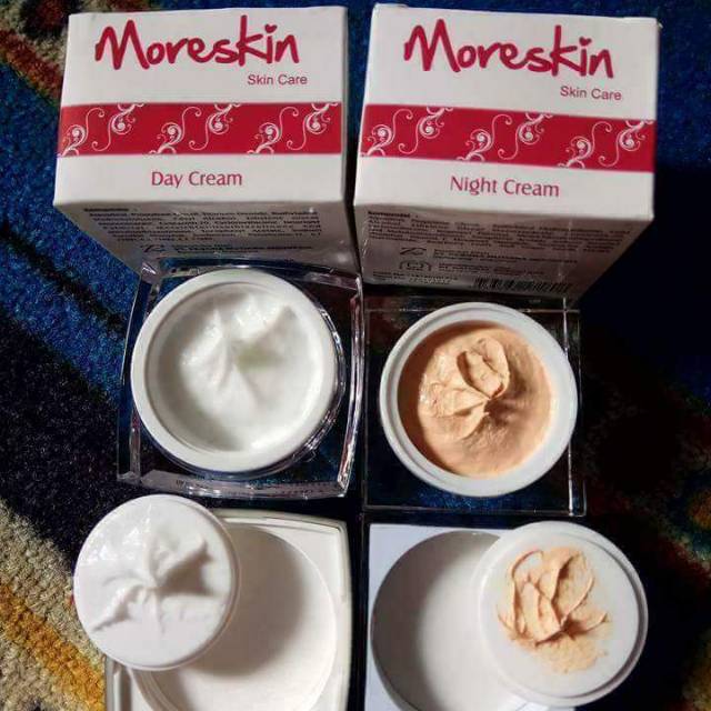 

Krim siang dan malam moreskin/asli produk nasa/Mencerahkan secara alami/ tdk bermercury/produk aman