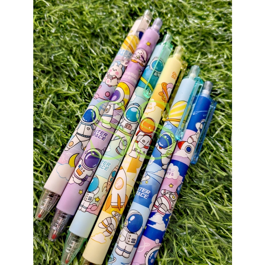 

Pulpen Mekanik Motif Astronot / Pulpen Lucu / Pena Lucu