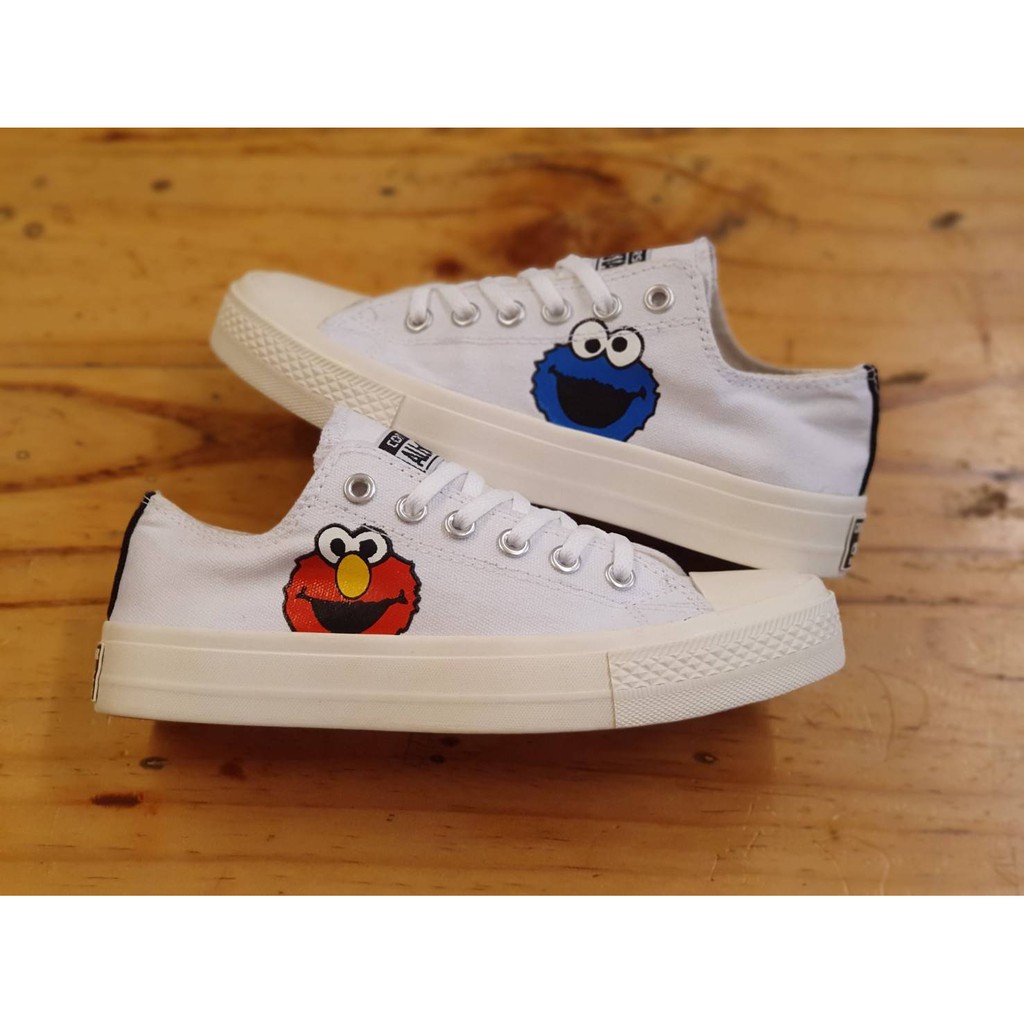 

Converse Elmo Cookies Series