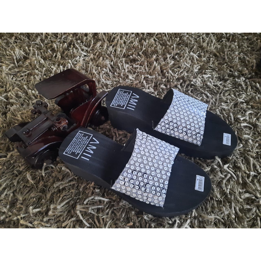 SANDAL WANITA WEDGES KOKOP AMII