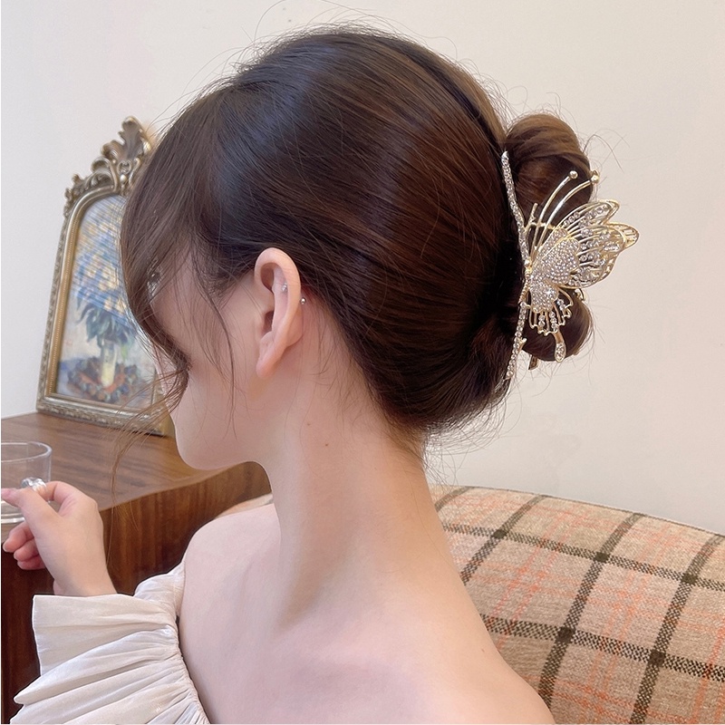 Jepit Rambut Bentuk Butterfly Shark Aksen Berlian Imitasi Bahan Alloy Gaya Korea Untuk Wanita