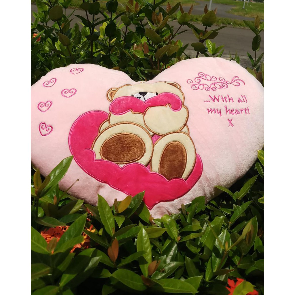 BONEKA BANTAL HATI XL