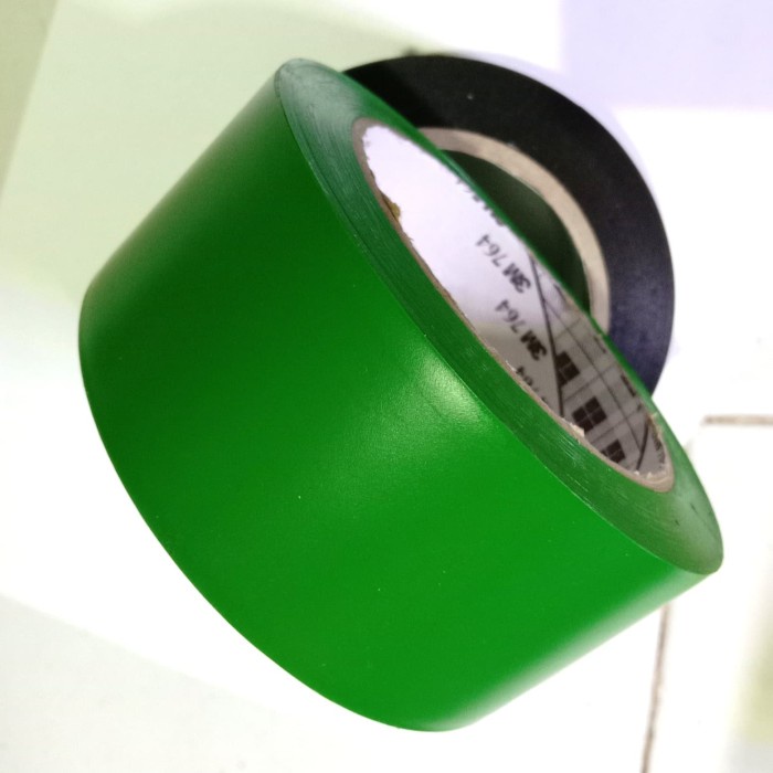 

Hadir Lakban Lantai 3M 764 Hijau-Floor Marking Tape-Isolasi Lantai Vinyl 2" Diskon
