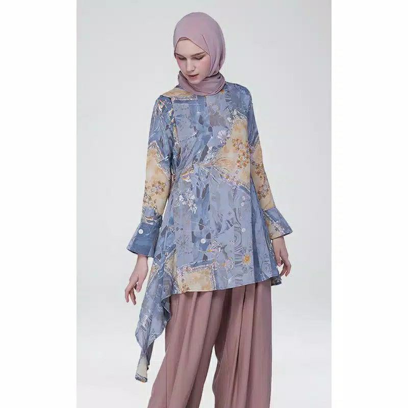 Earth Top by Ria Miranda Utopia