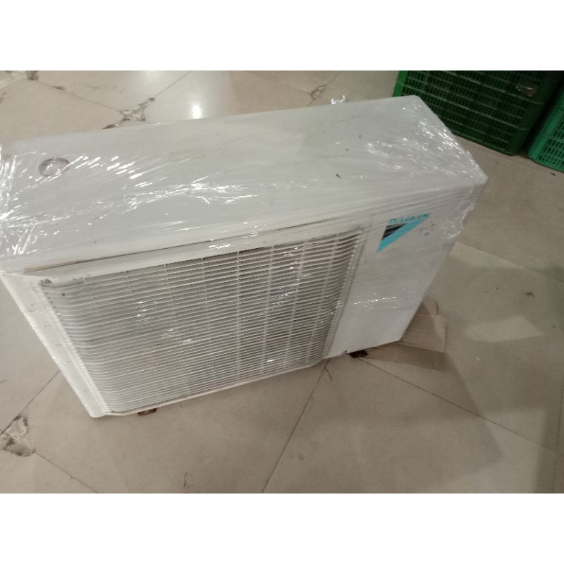 outdoor only ac daikin thailand  2pk bekas orisinil mesin