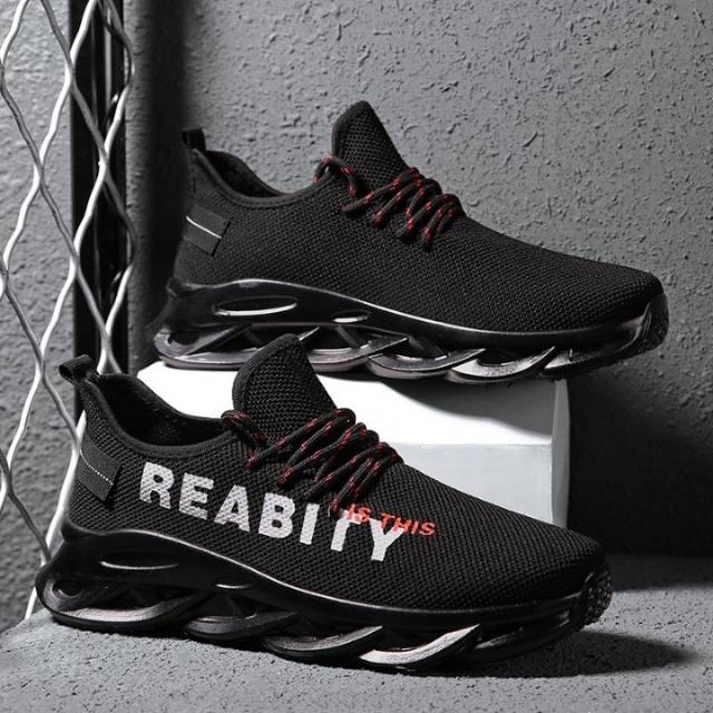 SNEAKER TALI IMPORT PRIA MUSIM PANAS