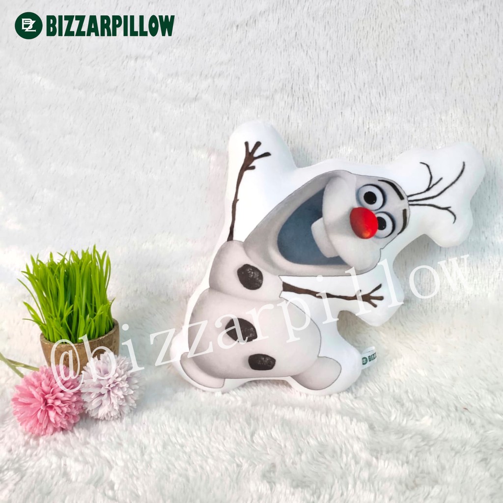 Bizzarpillow Bantal Karakter Elsa Anna Size M BZ046