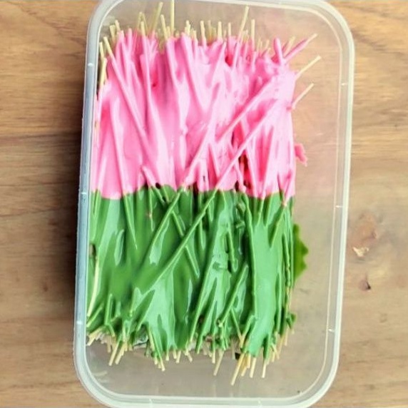 

MILIDI MATCHA-STRAWBERRY BOX 750ML / MIELIDI / MI BITING / JAJANAN KEKINIAN