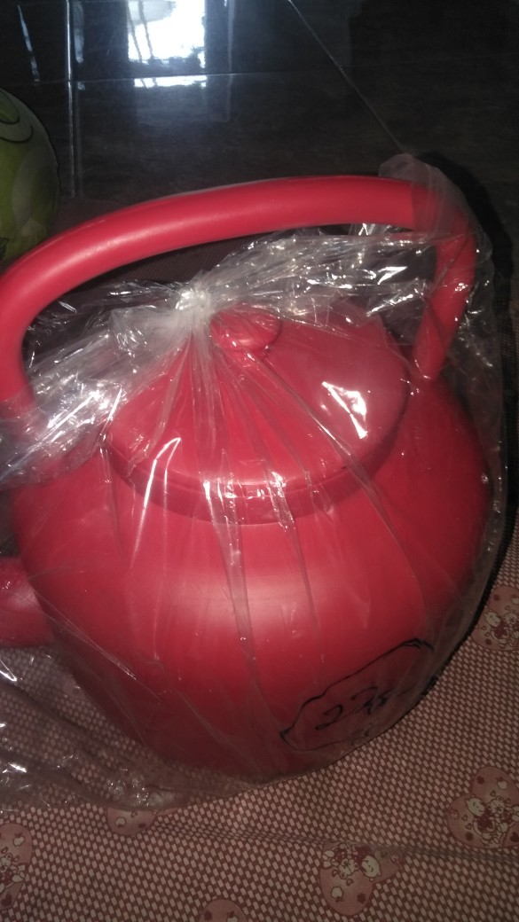 Teko/ Ceret Merah Plastik Eagle