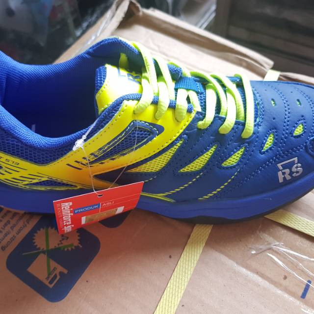 Sepatu RS Sirkuit 573