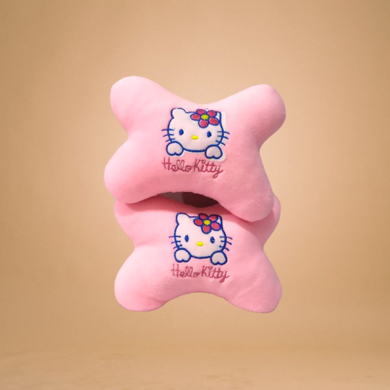 Set Bantal Mobil 2in1 Karakter Hellokitty Bantal Mobil Set 2in1 Karakter Hellokitty Headrest Car Set 2in1 Hellokitty