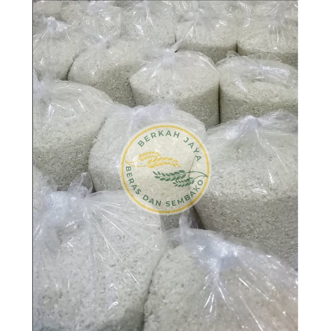 

Beras C4 Raja Istimewa 1 KG