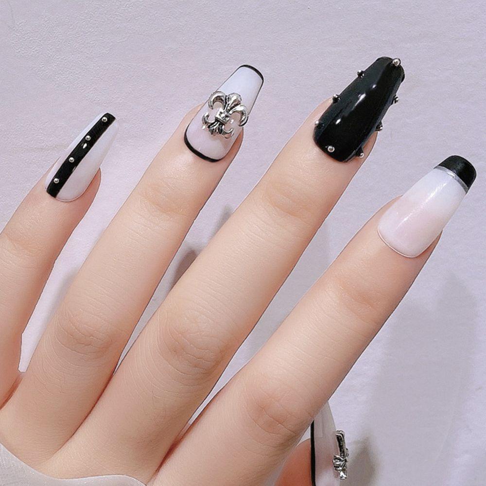 Needway Gagak Jantung Nail Art Perhiasan Logam Alloy Gaya Lama Rivet Perhiasan Neo-gothic Retro DIY Nail Art Ornamen