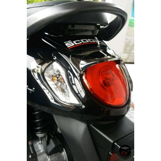 Garnish Lampu Belakang Tgp Honda Scoopy 2020-2021