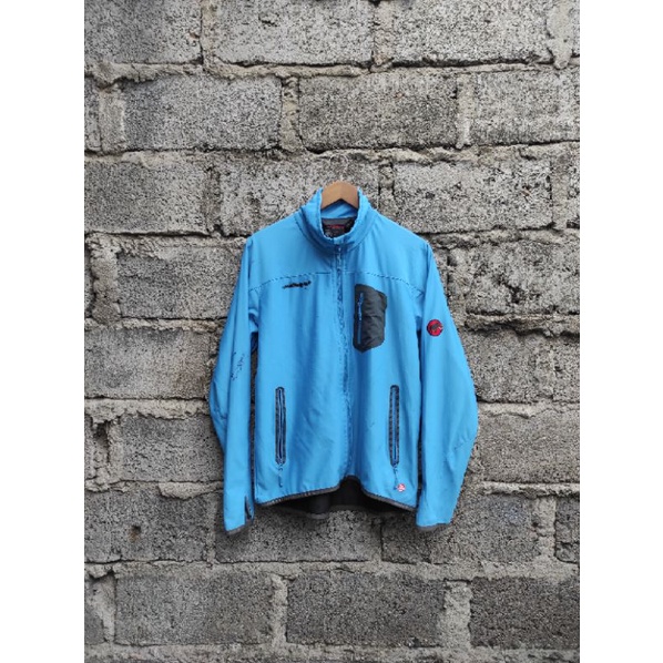 jaket mammut