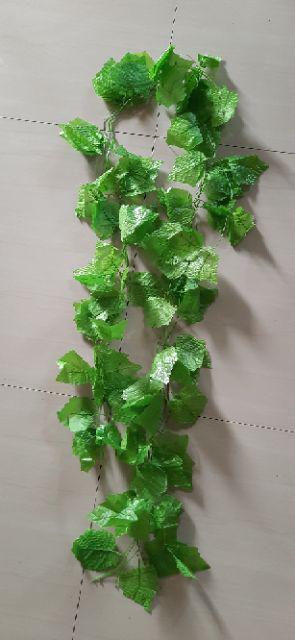 Daun Rambat Plastik Anggur Jumbo 2meter