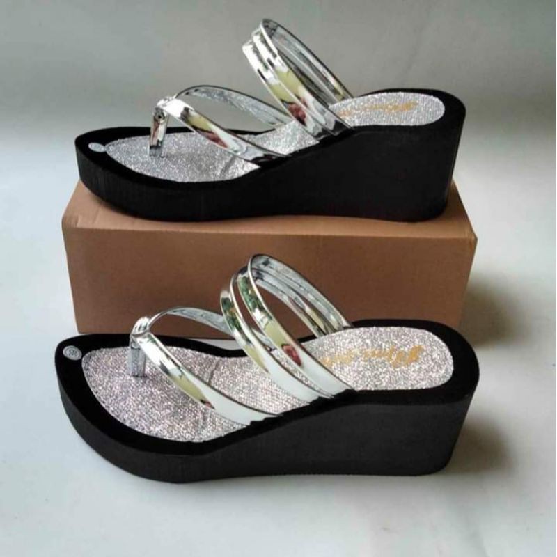 Sandal Wanita Wedges Manohara