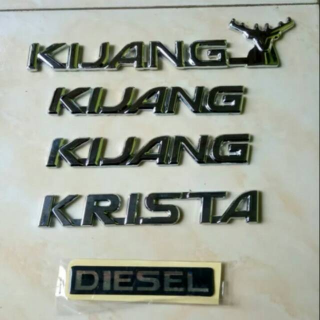 Emblem KIJANG SAMPING TANDUK KRISTA DIESEL Set isi 5 pcs kijang Kapsul long short 1997 2004