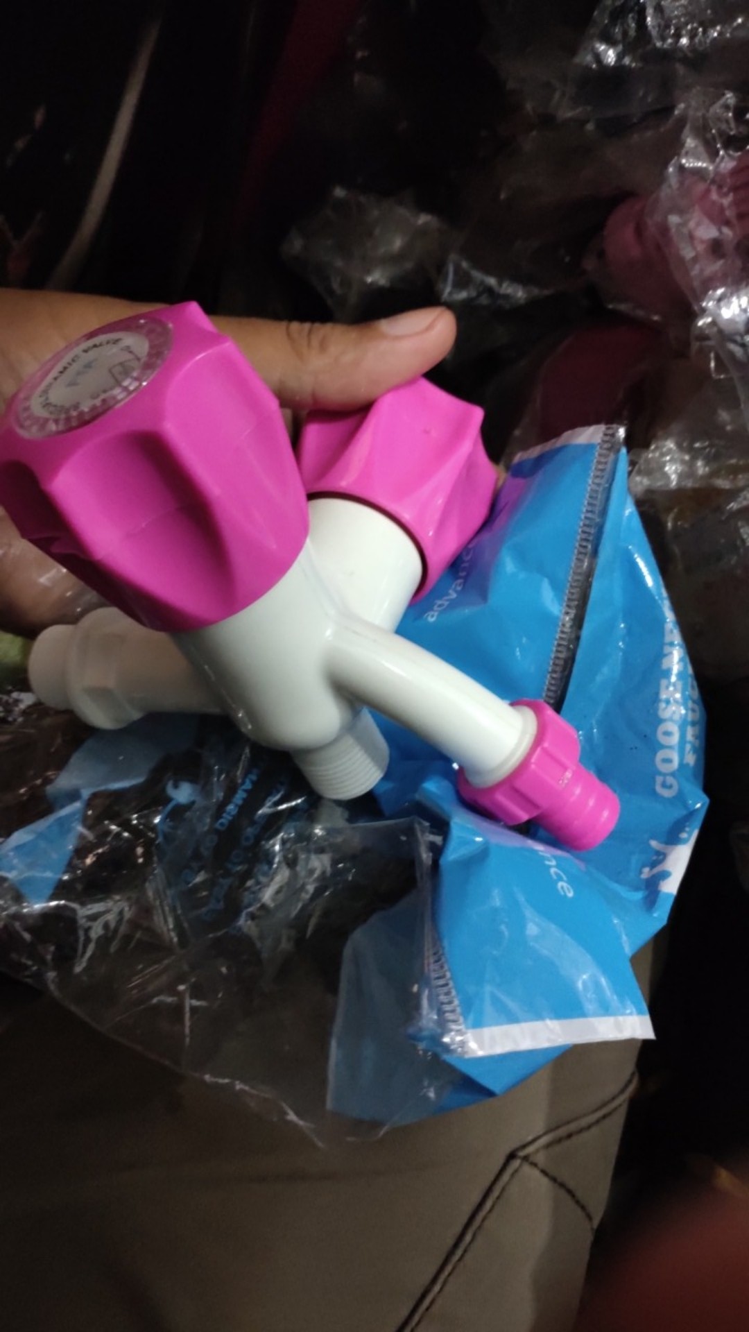 Kran Cabang Stainless Kran Double Sower