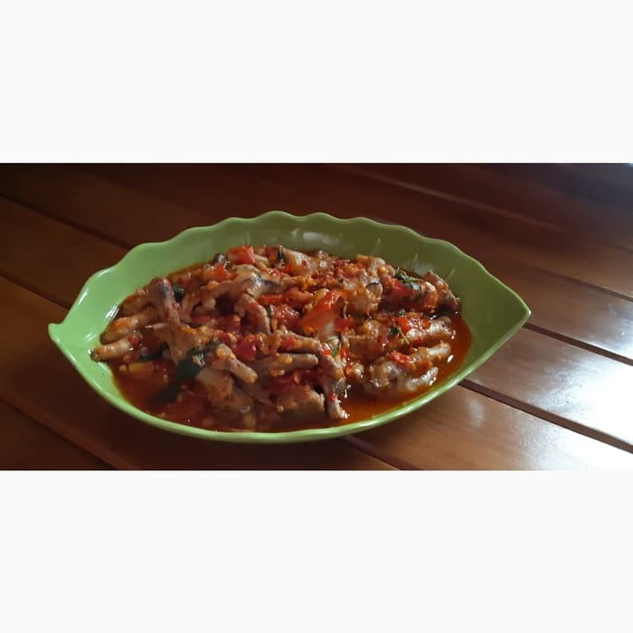 

Ceker Tulang Lunak ala Dapoer Riska - Tulang Copot