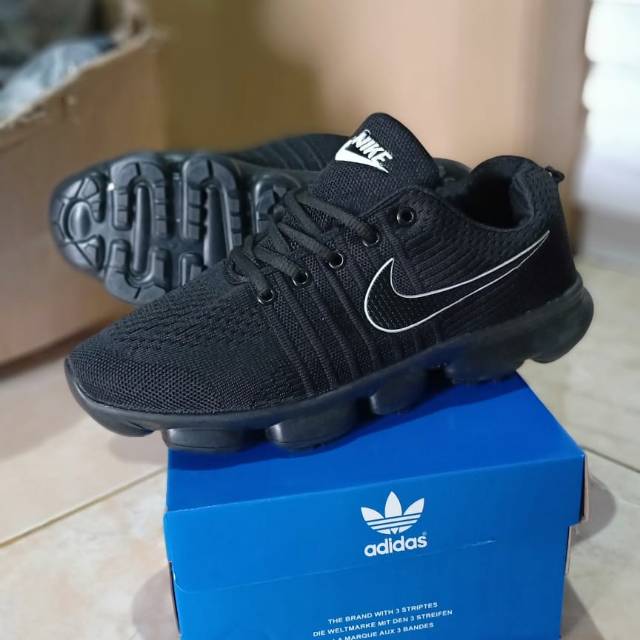 Sepatu Olah Raga