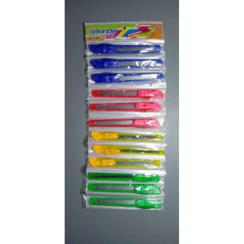 

Pisau Cutter Renceng Amanda CA-002 Kecil