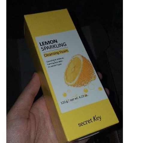 SECRET KEY
Lemon Sparkling Cleansing Foam


