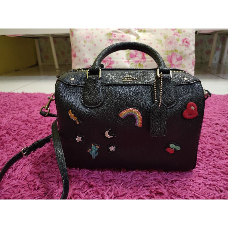 Coach mini Bennet Preloved / coach mini bennet satchel black embroidery