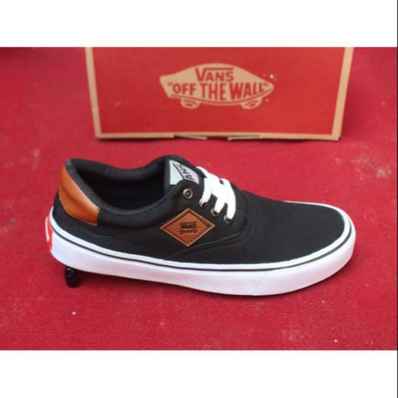 CUCI GUDANG crearence sale VANS BELI 3 cuma 100rb stok terbatas