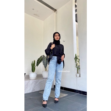 REGINA KEMEJA OVERSIZE