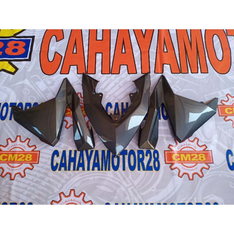 Termurah MURAH cover body depan paket tameng dasi Vario 125 150 LED 2015 2016 2017 Warna Abu Abu TER