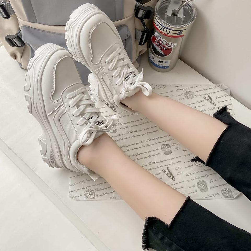 Modern.. SEPATU SNEAKERS WANITA KOREA TAEYONG VN 01 TERBARU