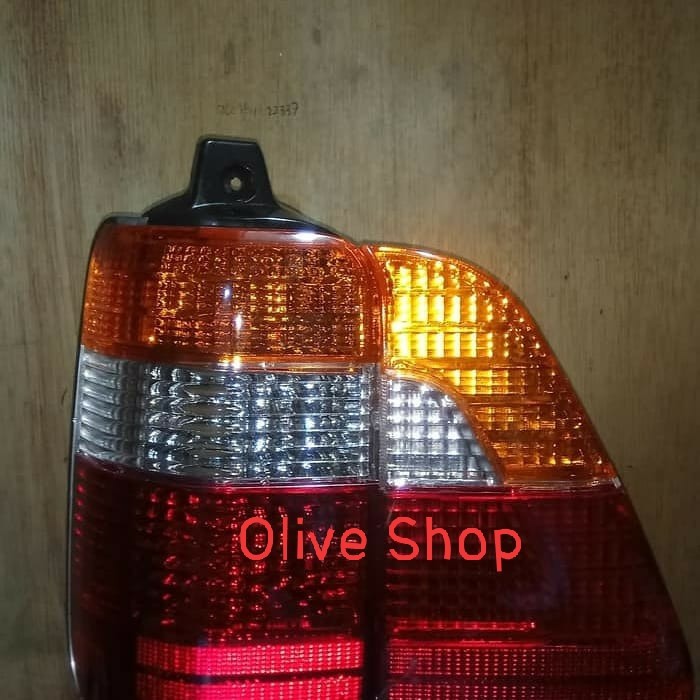 LAMPU STOP BELAKANG + LAMPU SEGITIGA KIJANG KAPSUL LGX 2003 Hrg 2pc