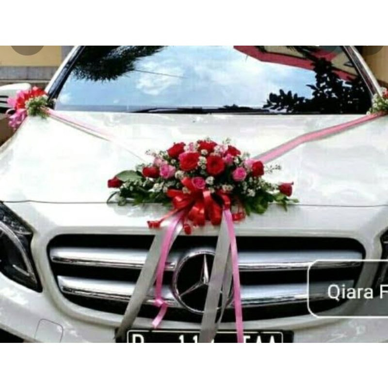 BUNGA TUK MOBIL PENGANTIN