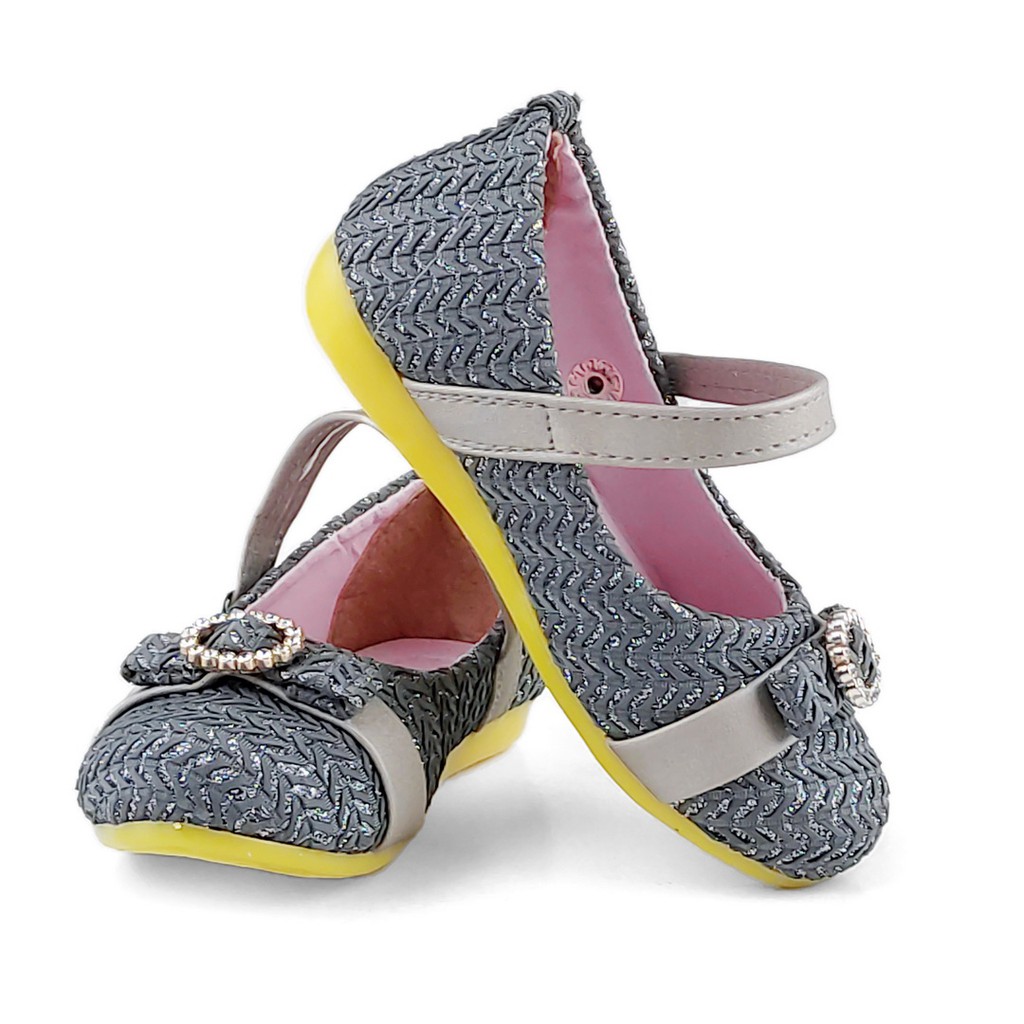 SEPATU ANAK CEWEK USIA 1 SAMPAI 2 TAHUN BLR