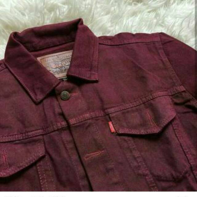 levi's maroon jacket