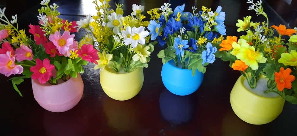 Boneka Per Lampu Led Emoji Goyang Lampu Led Karakter Pajangan Mobil Boneka Mobil