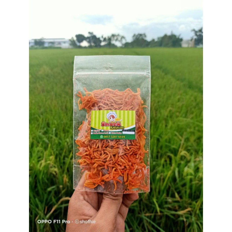 

Mie Pedas Balado Cemilan 60 gram / Cemilan Santai . Snack Kekinian. Mie kekinian . Mie Pedas