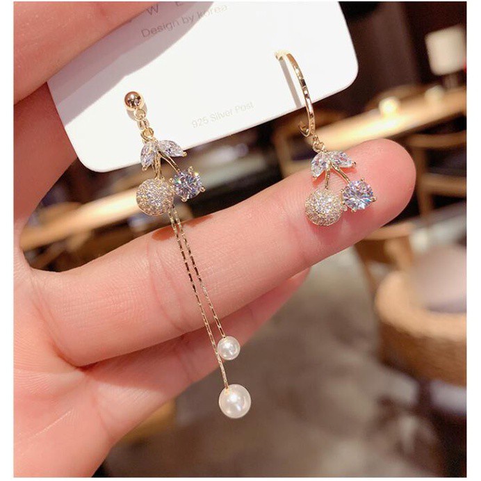 Anting Tusuk Gantung Bahan Sterling Silver 925 Desain Buah Ceri Hias Zircon Gaya Korea Untuk Wanita