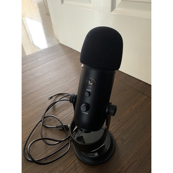 MURAH BANGET  BLUE YETI professional USB microphone for streaming/recording/ASMR