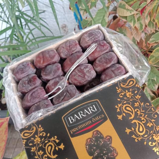 Kurma barari (premium dates) makan 7 buah saat jam makan pagi, siang, malam. bs diolah susu kurma